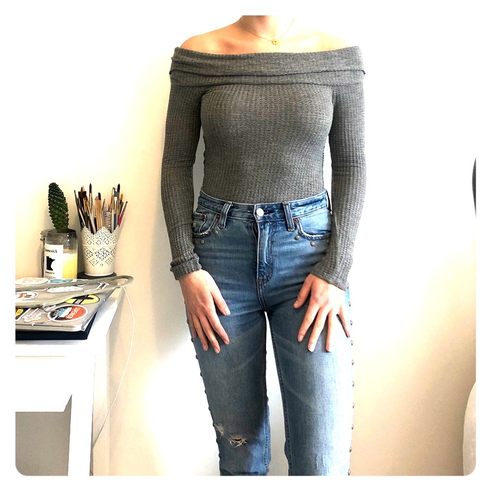 Gray hollister off the shoulder top